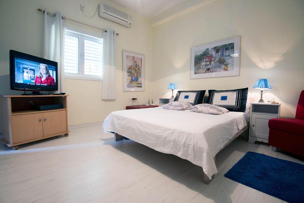 Tlv Flats Apartment