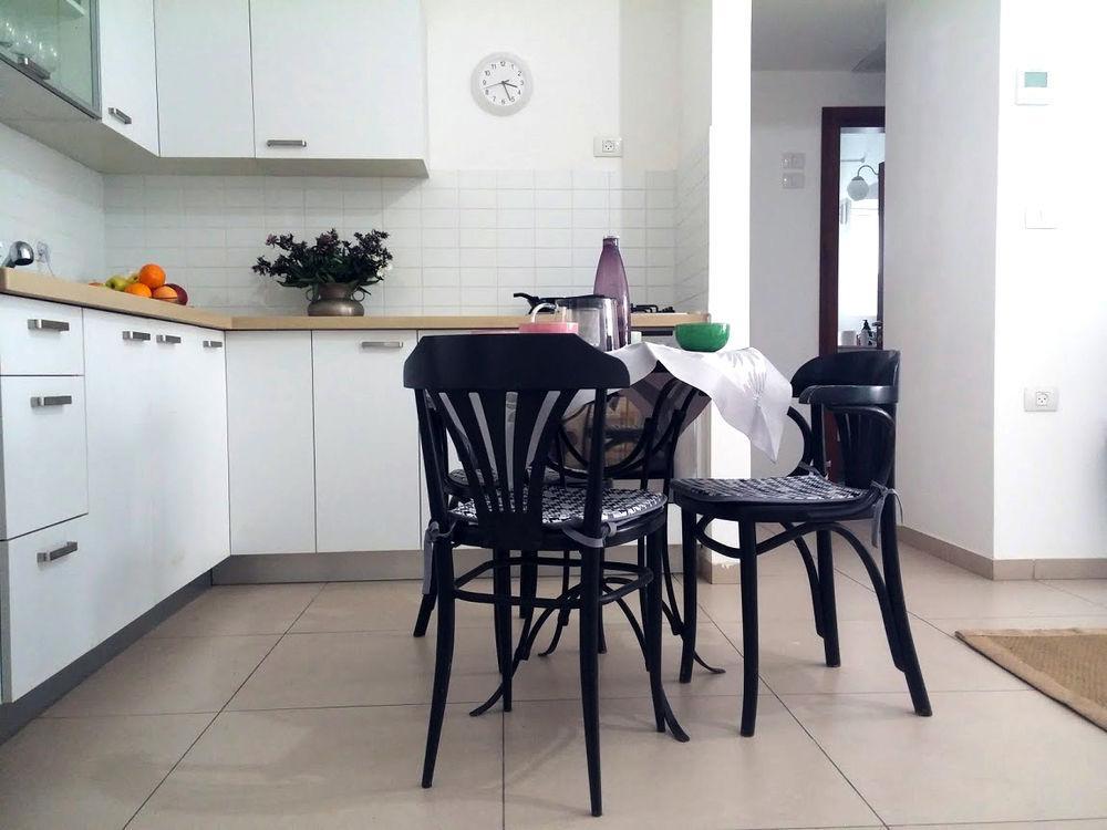 Tlv Flats *