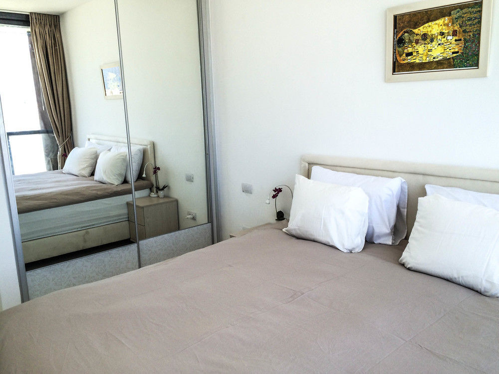 Tlv Flats Apartment